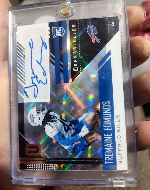 2018 Panini Unparalleled #241 Tremaine Edmunds — front