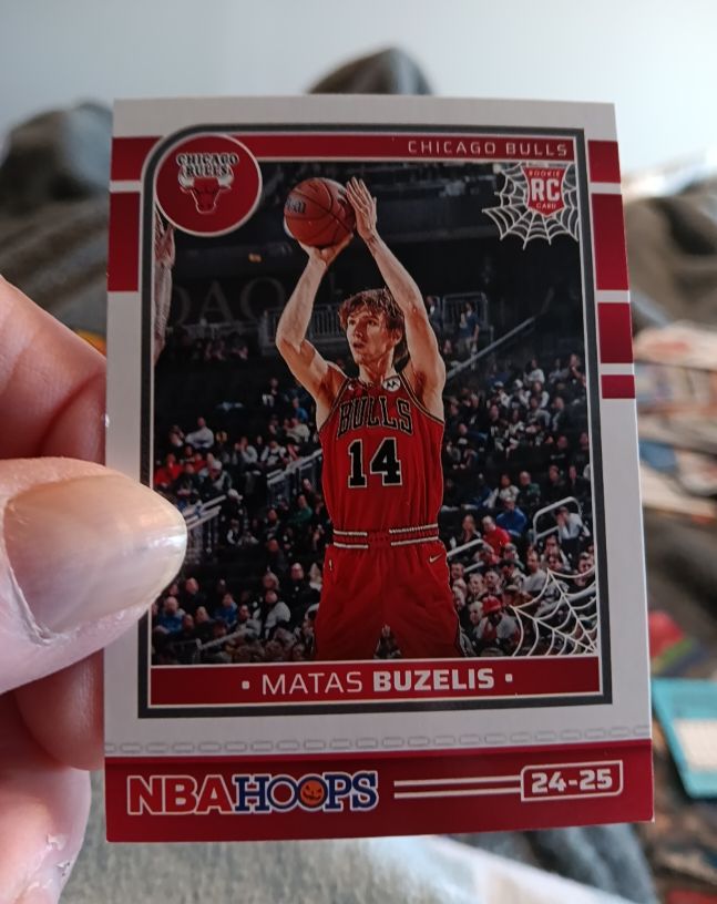 2024-25 Panini Haunted Hoops #237 Matas Buzelis — front
