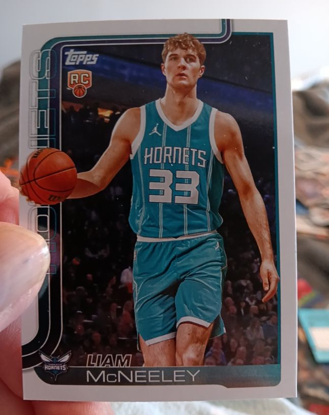 2025-26 Topps #229 Liam McNeeley — front