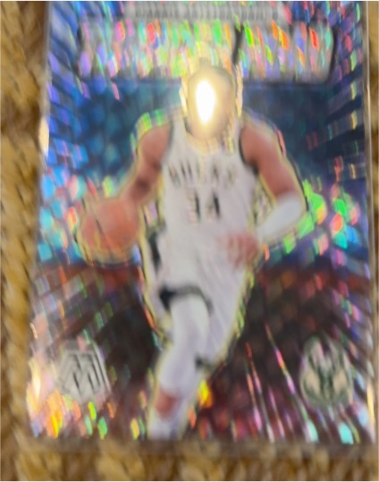 2023-24 Panini Mosaic #31 Giannis Antetokounmpo — front