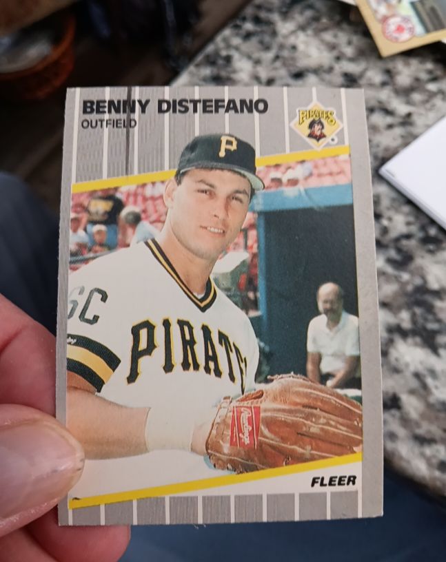 1989 Fleer #205 Benny Distefano — front