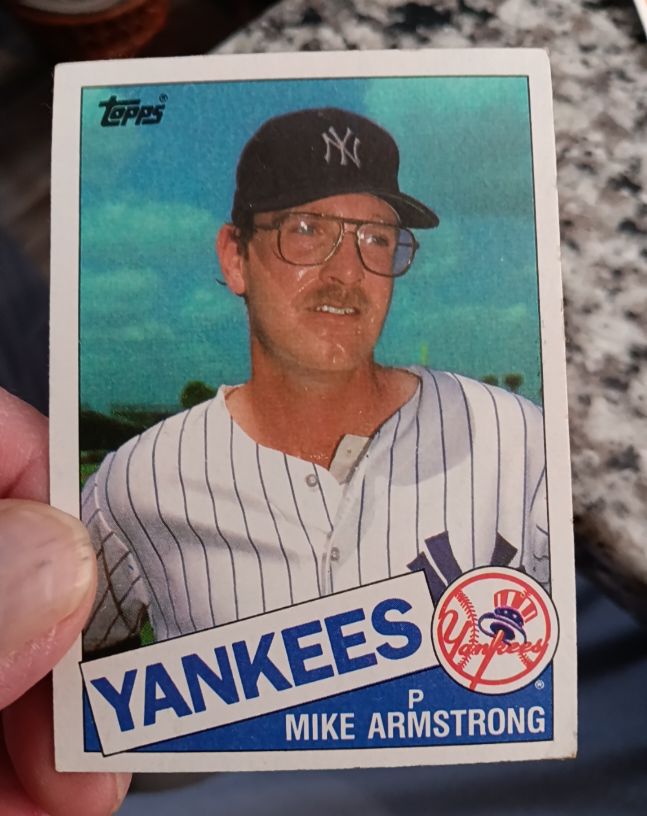 1985 Topps #612 Mike Armstrong — front
