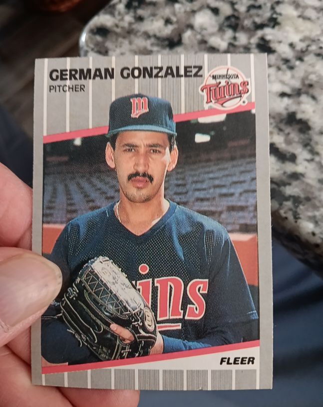 1989 Fleer #113 German Gonzalez — front