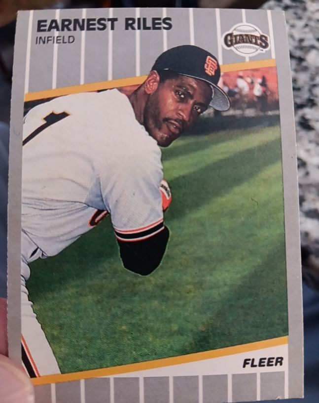 1989 Fleer #341 Earnest Riles — front