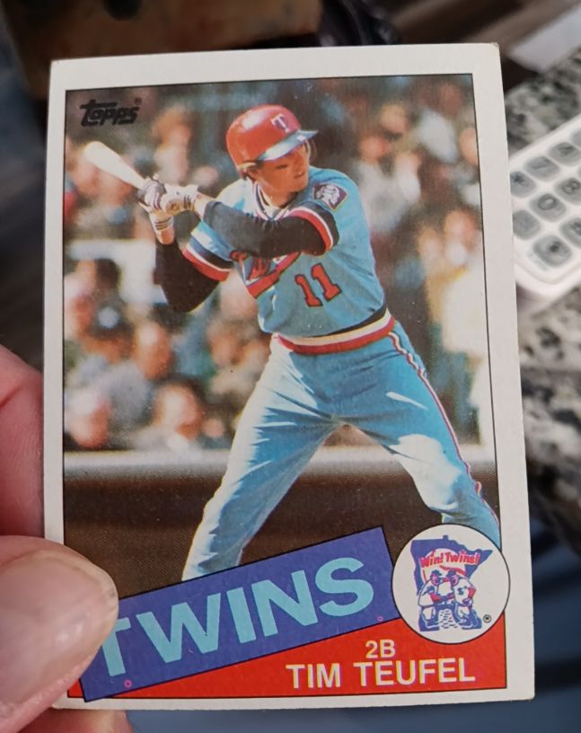 1985 Topps #239 Tim Teufel — front