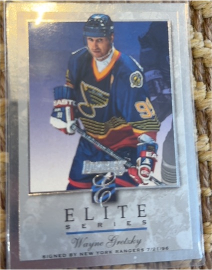 1996-97 Donruss Elite Series #2 Wayne Gretzky — front