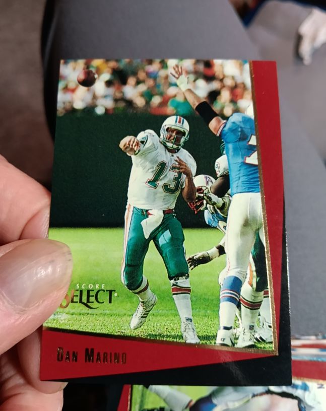 1993 Score Select #16 Dan Marino — front