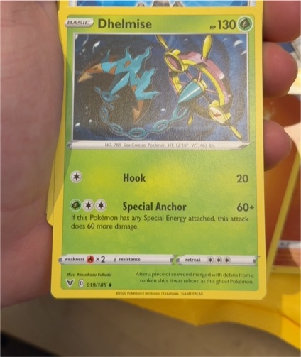 2020 Pokémon Sword & Shield Vivid Voltage #019 Dhelmise — front