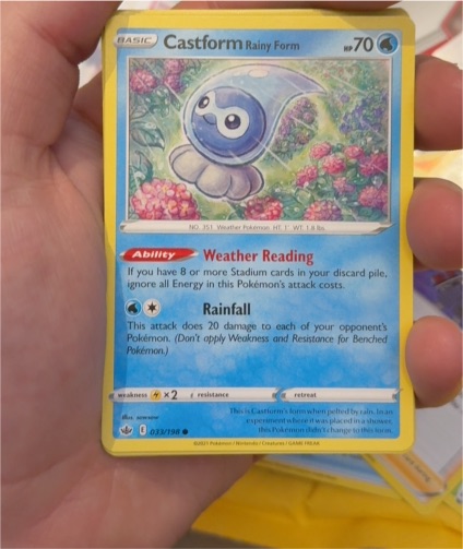 2021 Pokemon TCG Sword & Shield Chilling Reign #33 Castform Rainy Form — front