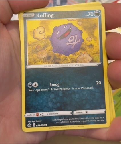 2021 Pokémon SWSH Chilling Reign #094 Koffing — front
