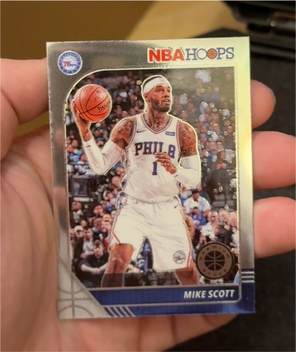 2019-20 Panini NBA Hoops Premium Stock #279 Mike Scott — front
