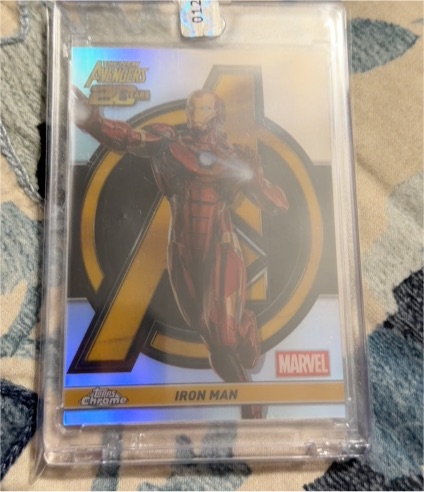 2025 Topps Chrome Marvel The New Avengers 20th Anniversary #AV-9 Iron Man — front