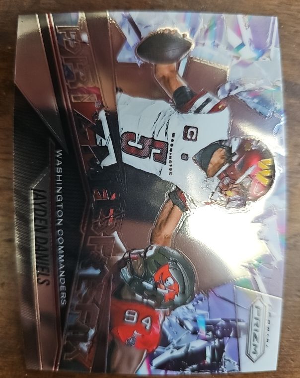 2025 Panini Prizm #2 Jayden Daniels — front