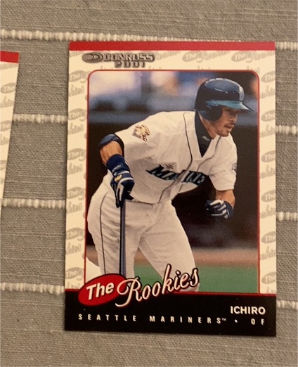 2001 Donruss The Rookies #R104 Ichiro Suzuki — front