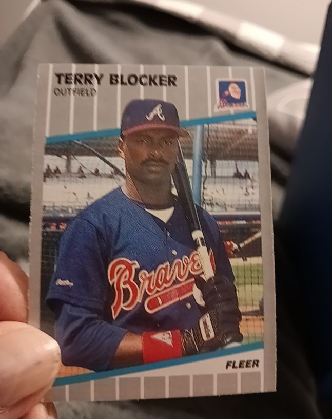 1989 Fleer #589 Terry Blocker — front