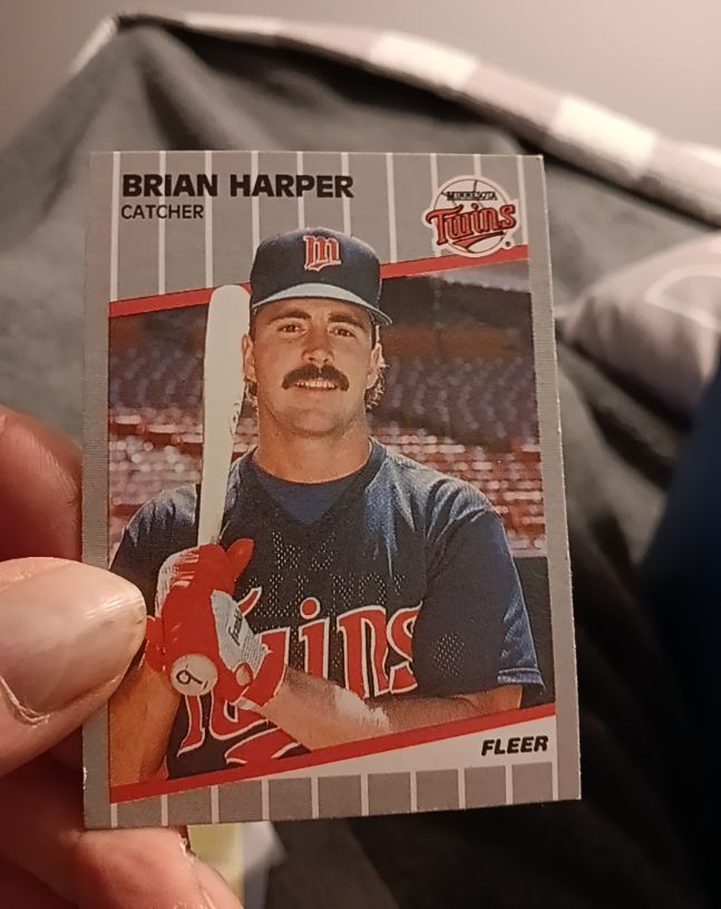 1989 Fleer #114 Brian Harper — front