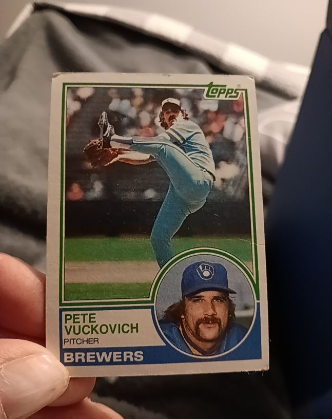 1983 Topps #375 Pete Vuckovich — front