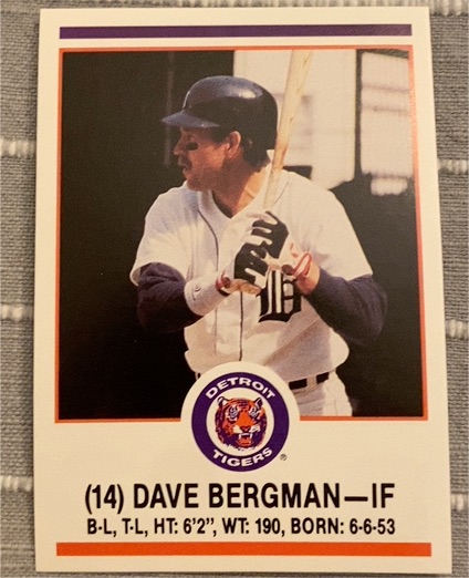 1989 Tigers Police #14 Dave Bergman — front