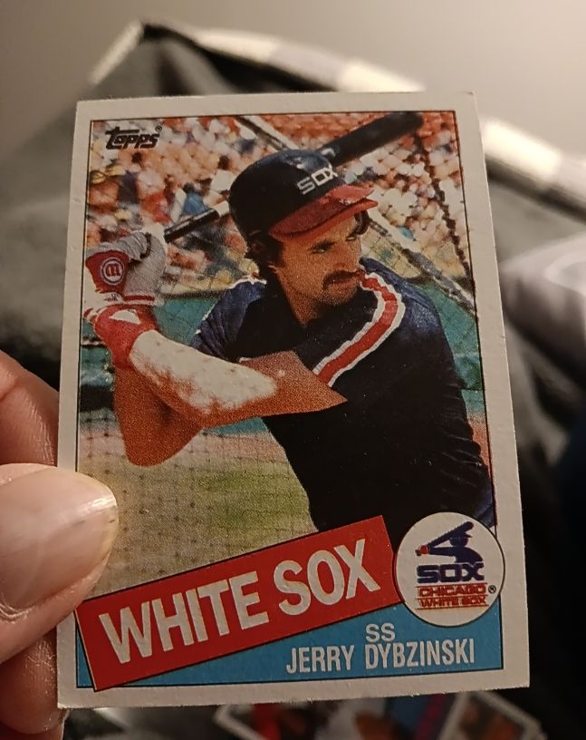 1985 Topps #52 Jerry Dybzinski — front