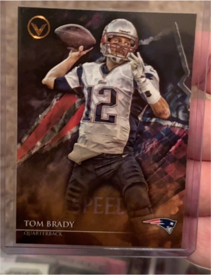 2014 Topps Valor #80 Tom Brady — front