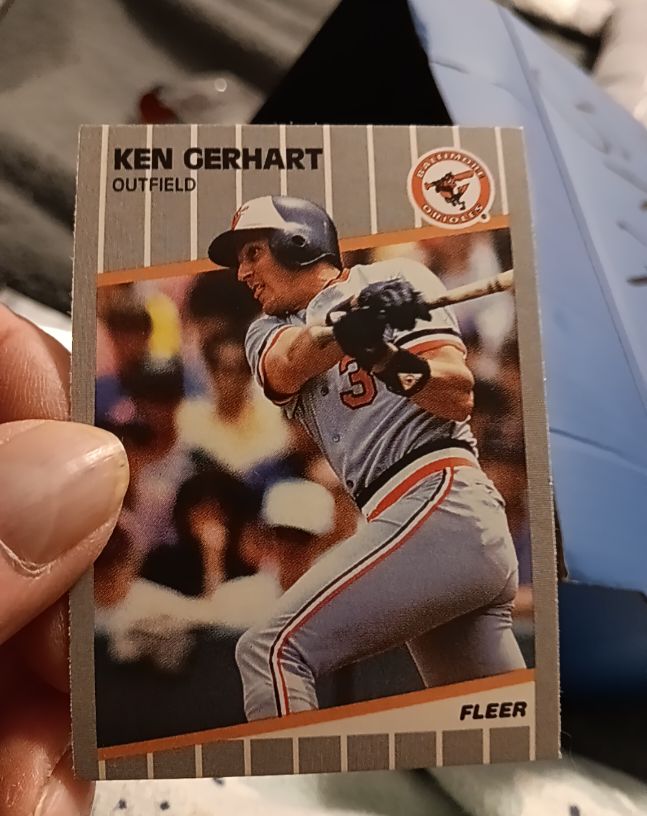 1989 Fleer #609 Ken Gerhart — front