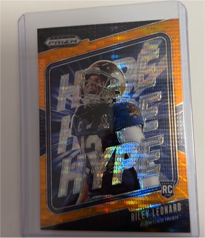 2025 Panini Prizm Draft Picks #10 Riley Leonard Hype Fighting Irish — front