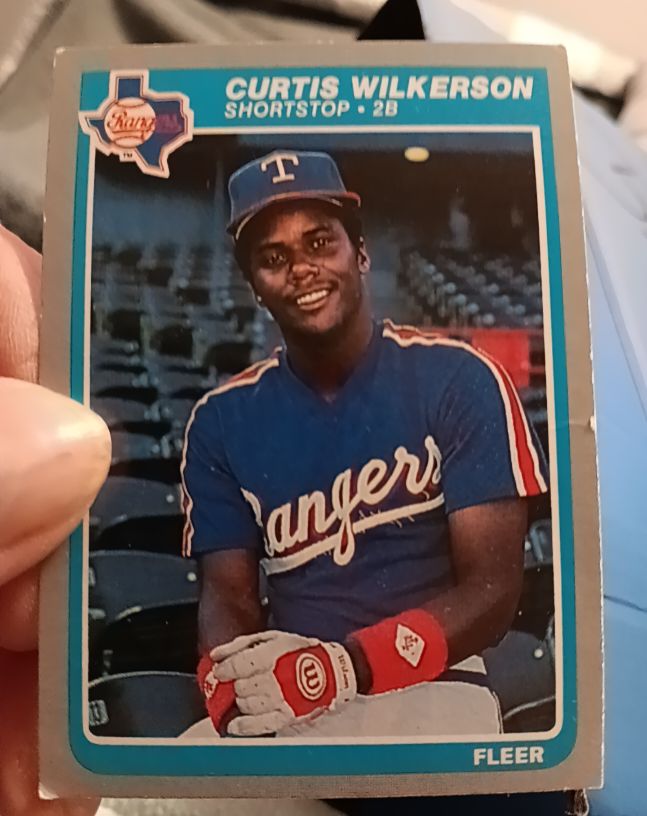 1985 Fleer #573 Curtis Wilkerson — front