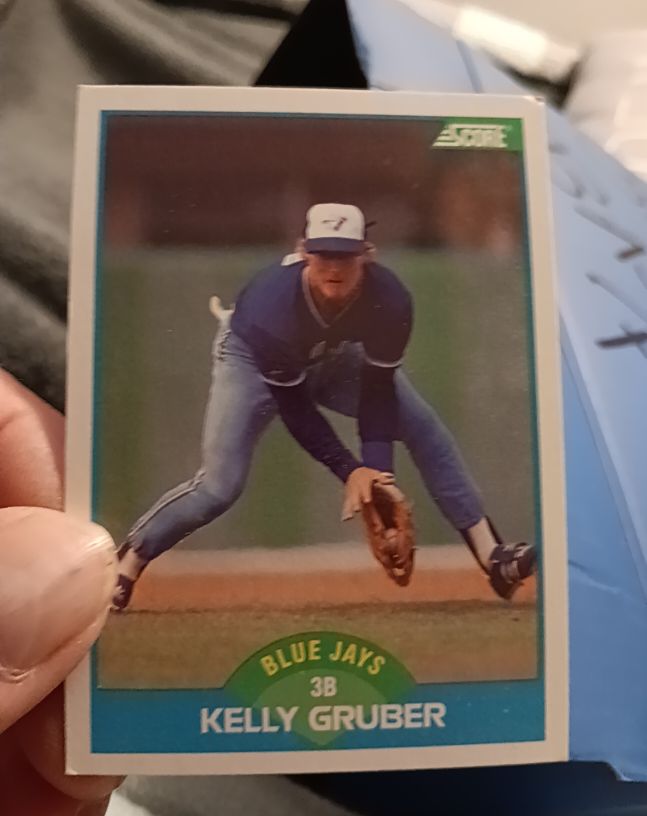 1989 Score #194 Kelly Gruber — front