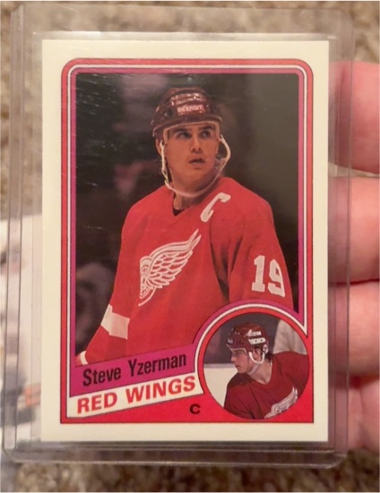 1992-93 O-Pee-Chee #321 Steve Yzerman — front