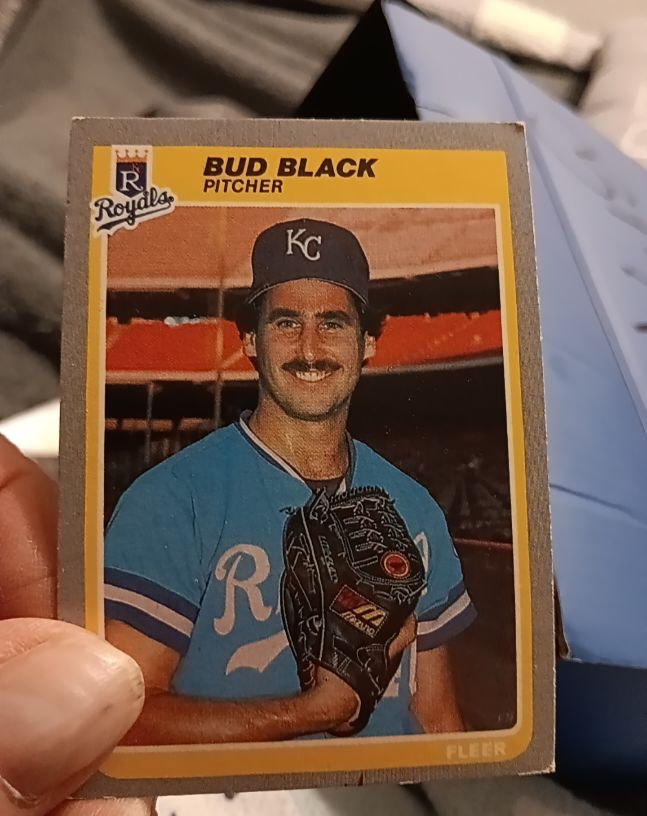 1985 Fleer #198 Bud Black — front