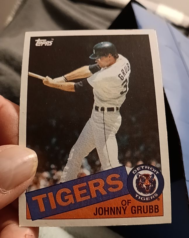 1985 Topps #643 Johnny Grubb — front