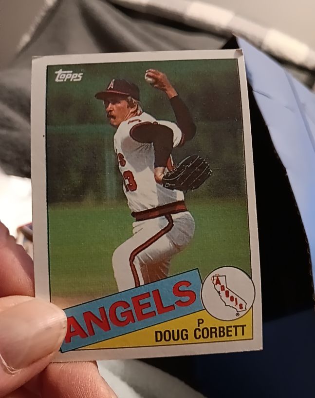 1985 Topps #682 Doug Corbett — front
