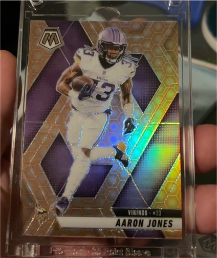 2025 Panini Mosaic #33 Aaron Jones — front