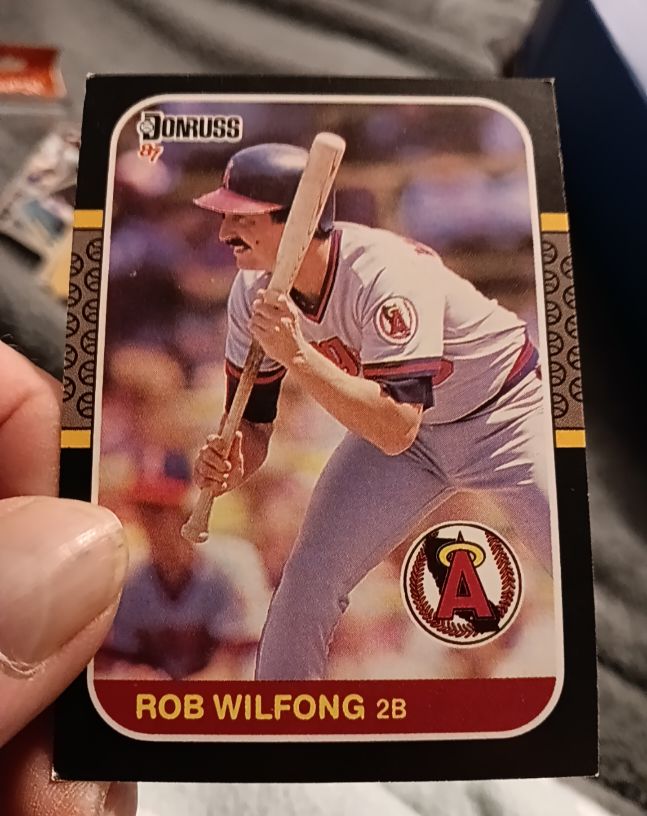 1987 Donruss #258 Rob Wilfong — front