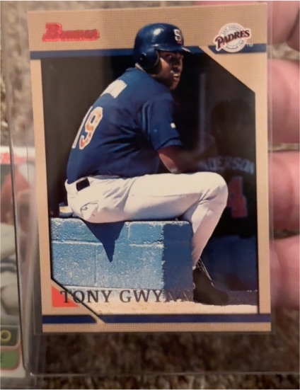 1996 Bowman #71 Tony Gwynn — front