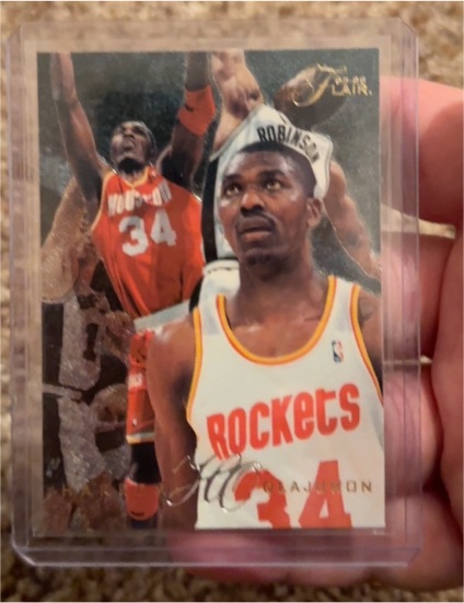 1995-96 Flair #52 Hakeem Olajuwon — front