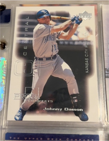 2000 Upper Deck Pros & Prospects #32 Johnny Damon — front