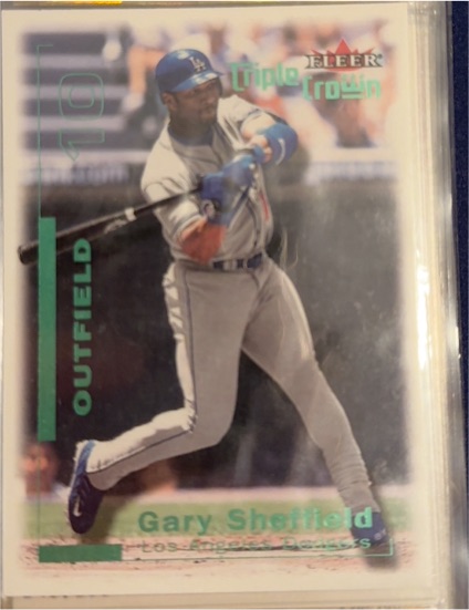 2001 Fleer Triple Crown #26 Gary Sheffield — front