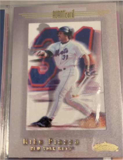 2001 Fleer Showcase #112 Mike Piazza — front