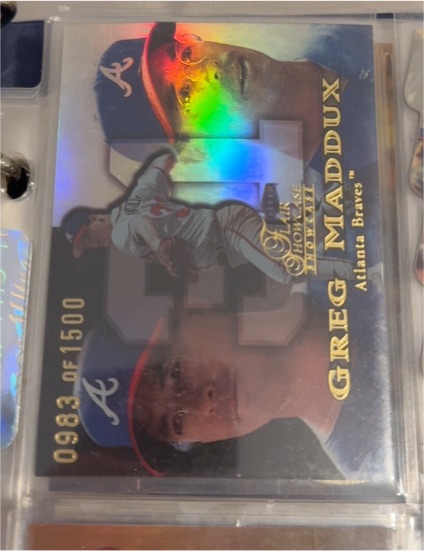 1999 Fleer Flair Showcase #093 Greg Maddux — front