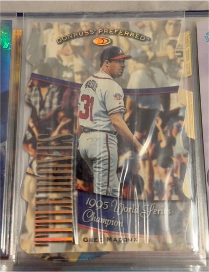 1998 Donruss Preferred Title Waves Greg Maddux — front