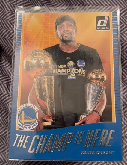 2017-18 Donruss #1 Kevin Durant The Champ is Here — front