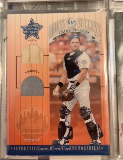 2001 Leaf Rookies & Stars #DFS-2 Mike Piazza Dress for Success — front