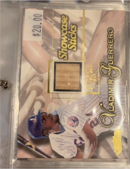 2001 Fleer Showcase Sticks #NNO Vladimir Guerrero — front