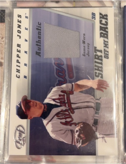 2002 Leaf Shirt Off My Back #SB-CKJ Chipper Jones — front