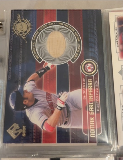 2001 Pacific Private Stock Game Gear #32 Nomar Garciaparra — front