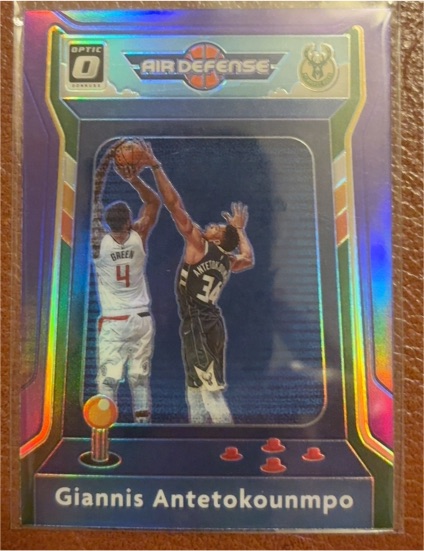 2020-21 Donruss Optic #1 Giannis Antetokounmpo Air Defense — front
