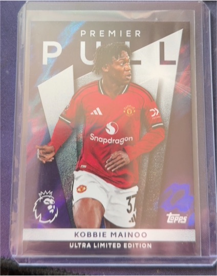 2025-26 Topps Premier League #PP13 Kobbie Mainoo Premier Pulls — front