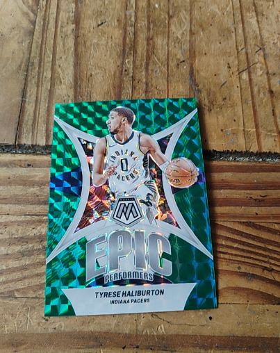 2023-24 Panini Mosaic Epic Performers Green Prizm #4 Tyrese Haliburton — front