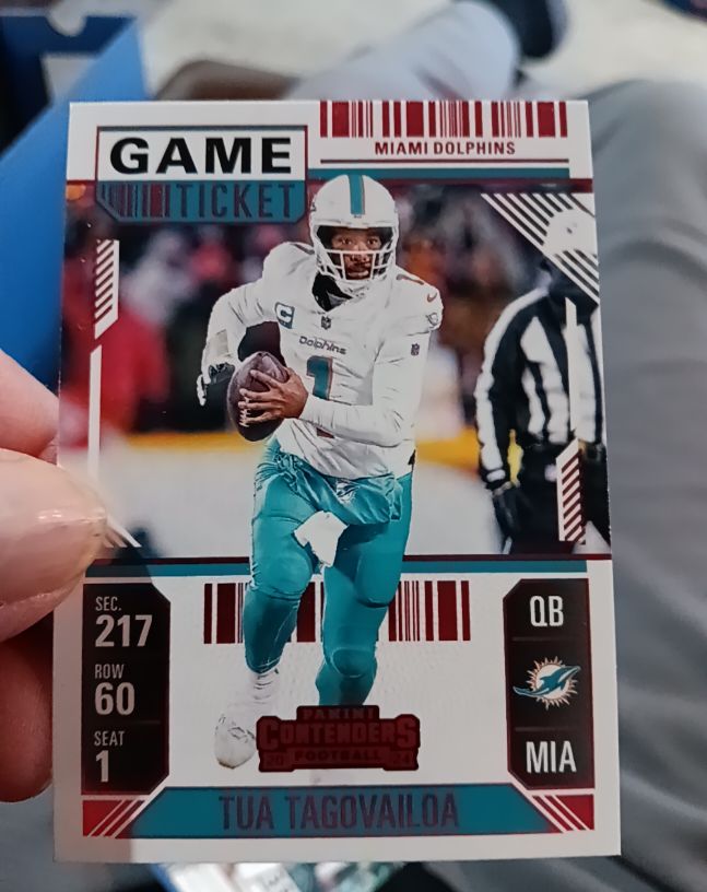 2024 Panini Contenders Football #61 Tua Tagovailoa — front